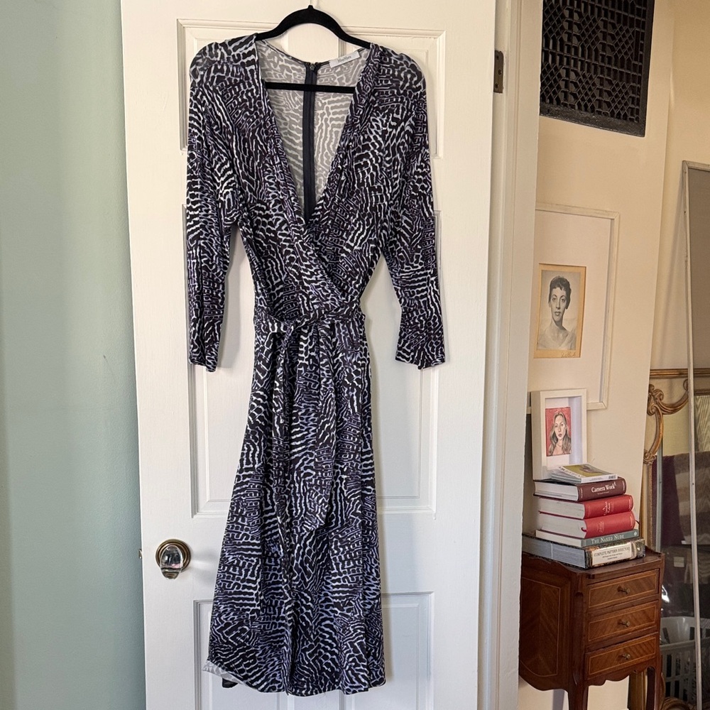 MaxMara Black and White Long Sleeve Dress